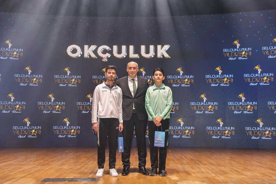 Selçuklu’nun başarısı salona sığmadı 18